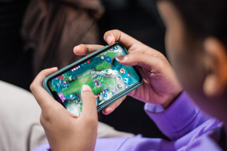 4 Highest Grossing Mobile Games Ever