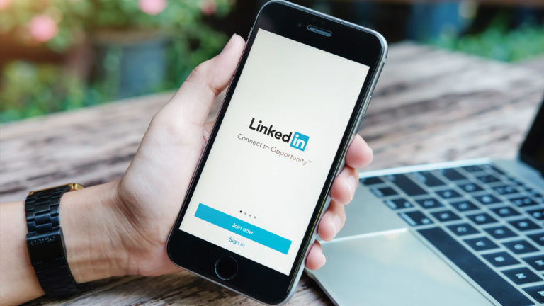Best Sites to Buy LinkedIn Views UK