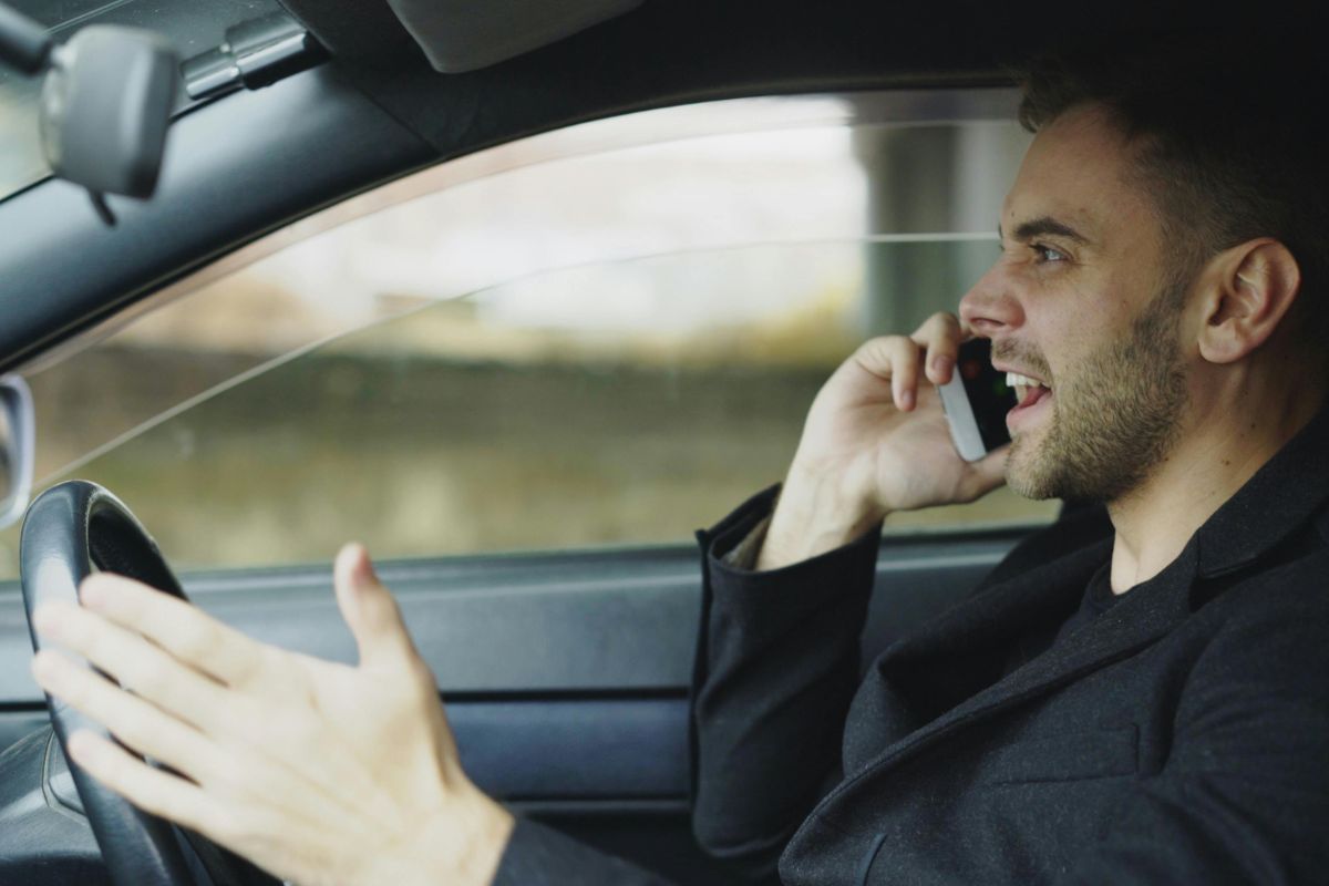 Why Clear Risk Communication Matters in Digital Platforms
